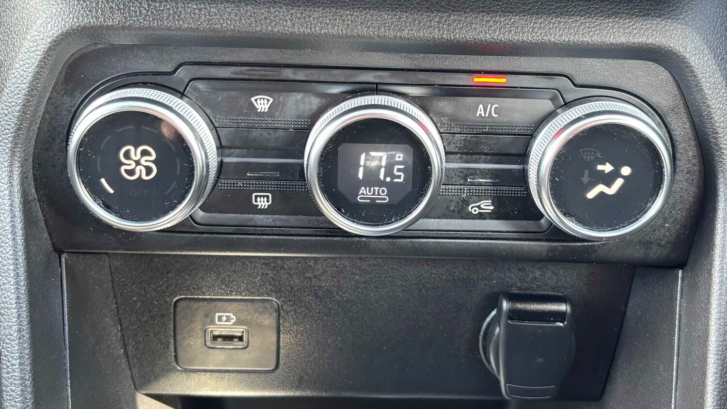 Used Dacia Jogger 2022 for sale - 78118658: Photo 21