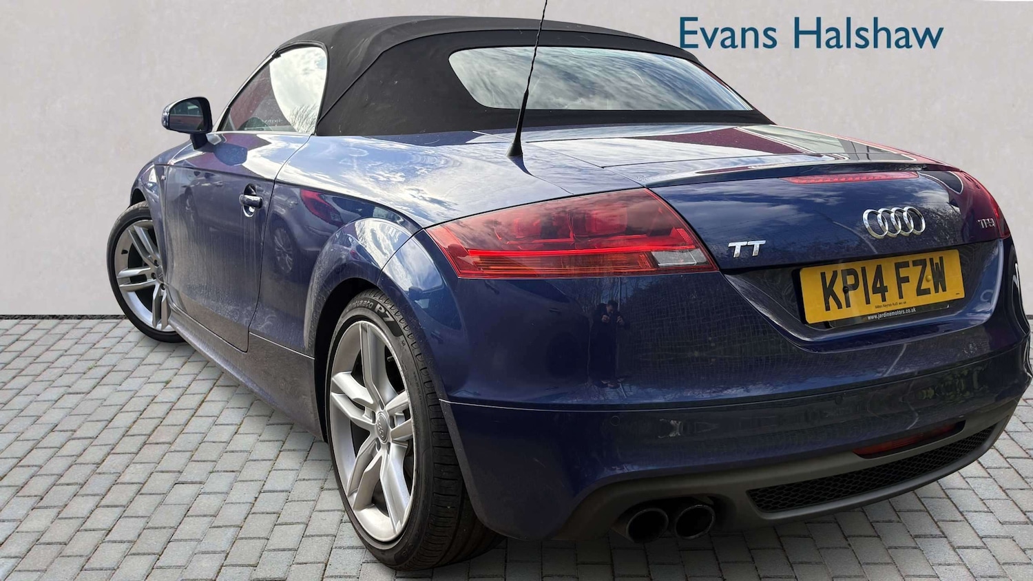 Used Audi TT 2014 for sale - 78052327: Photo 2