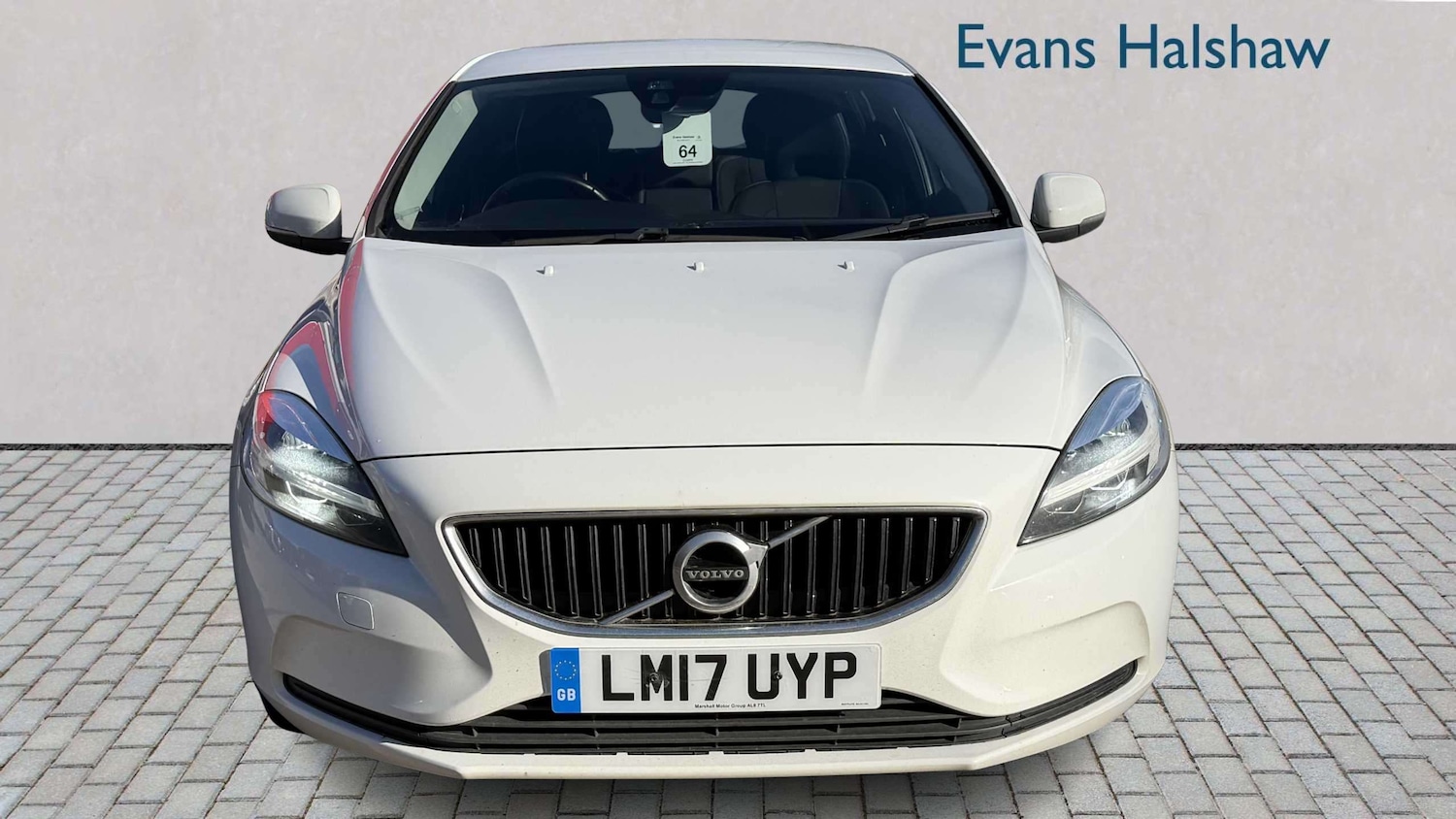 Used Volvo V40 2017 for sale - 77928436: Photo 3