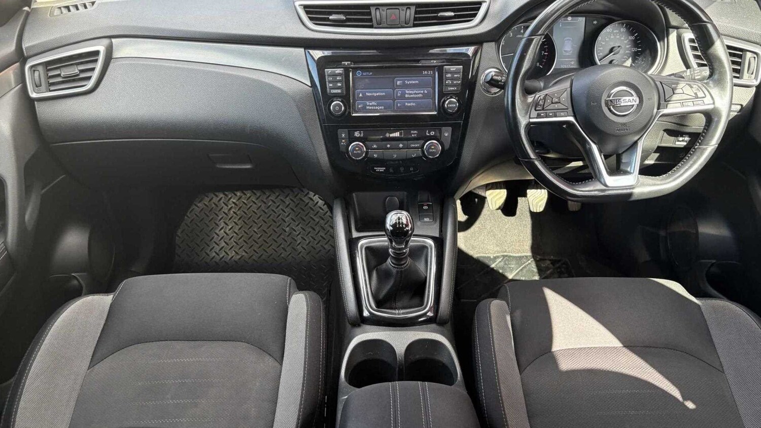 Used Nissan Qashqai 2017 for sale - 78010058: Photo 14