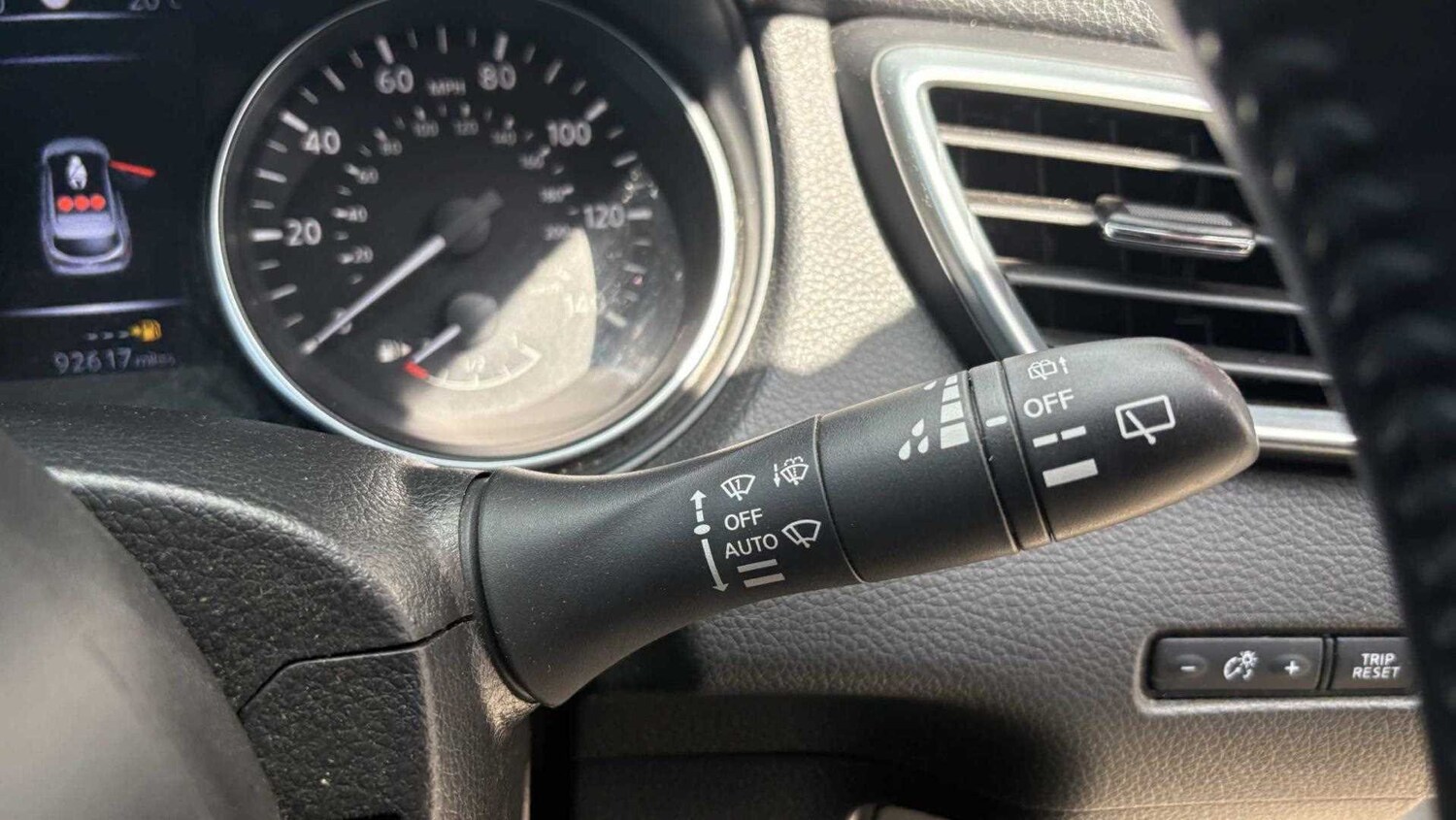 Used Nissan Qashqai 2017 for sale - 78010058: Photo 23