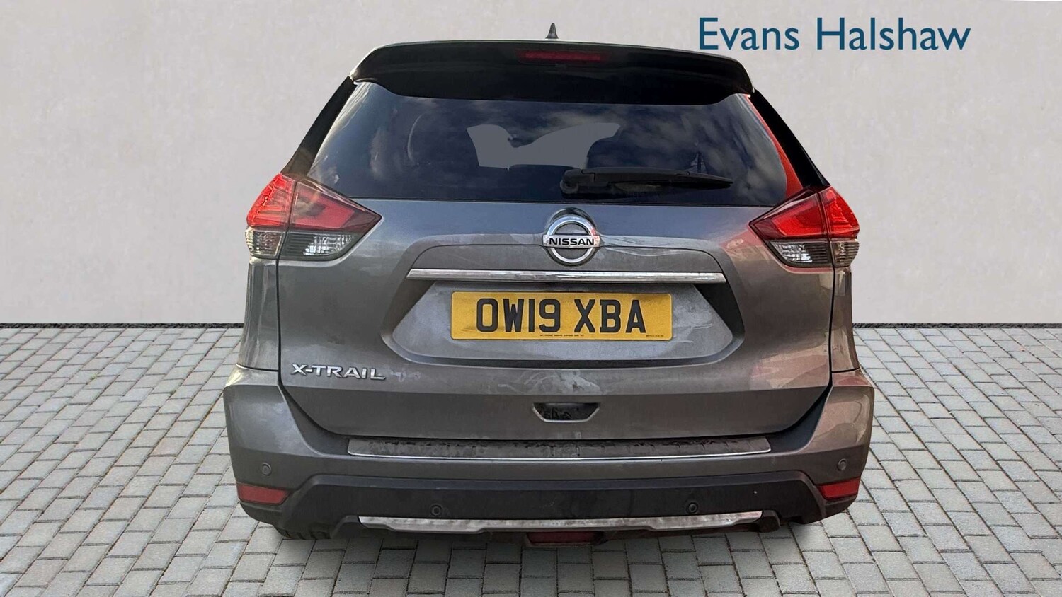 Used Nissan X-Trail for sale - 77861742: Photo 4