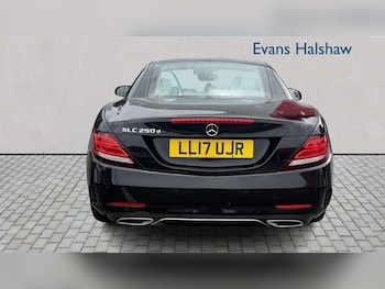 Used Mercedes-Benz SLC 2017 for sale - 78812485: Photo