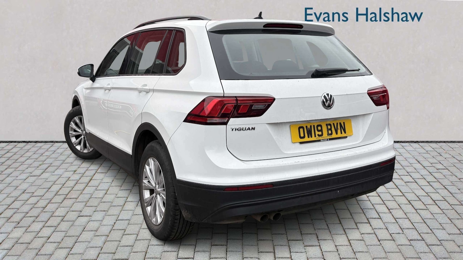 Used Volkswagen Tiguan 2019 for sale - 78118937: Photo 2