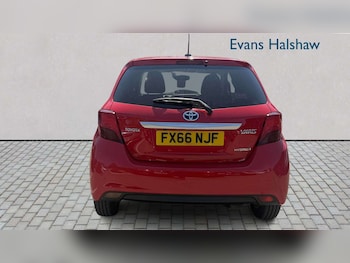 Used Toyota Yaris 2016 for sale - 79148246: Photo
