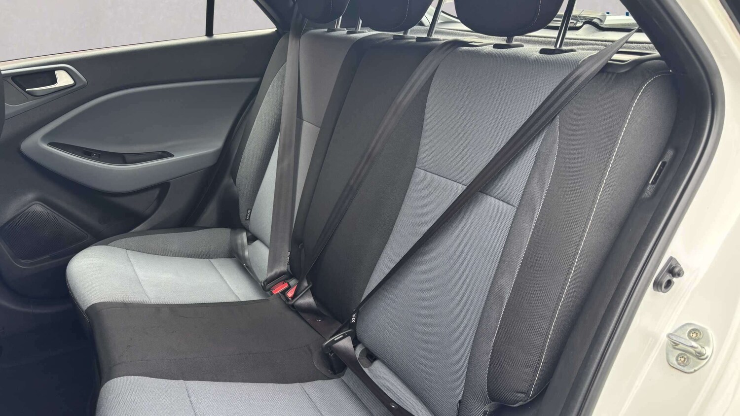 Used Hyundai i20 2016 for sale - 77859074: Photo 17