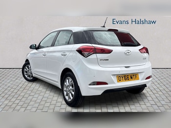 Used Hyundai i20 2016 for sale - 77859074: Photo