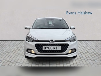 Used Hyundai i20 2016 for sale - 77859074: Photo