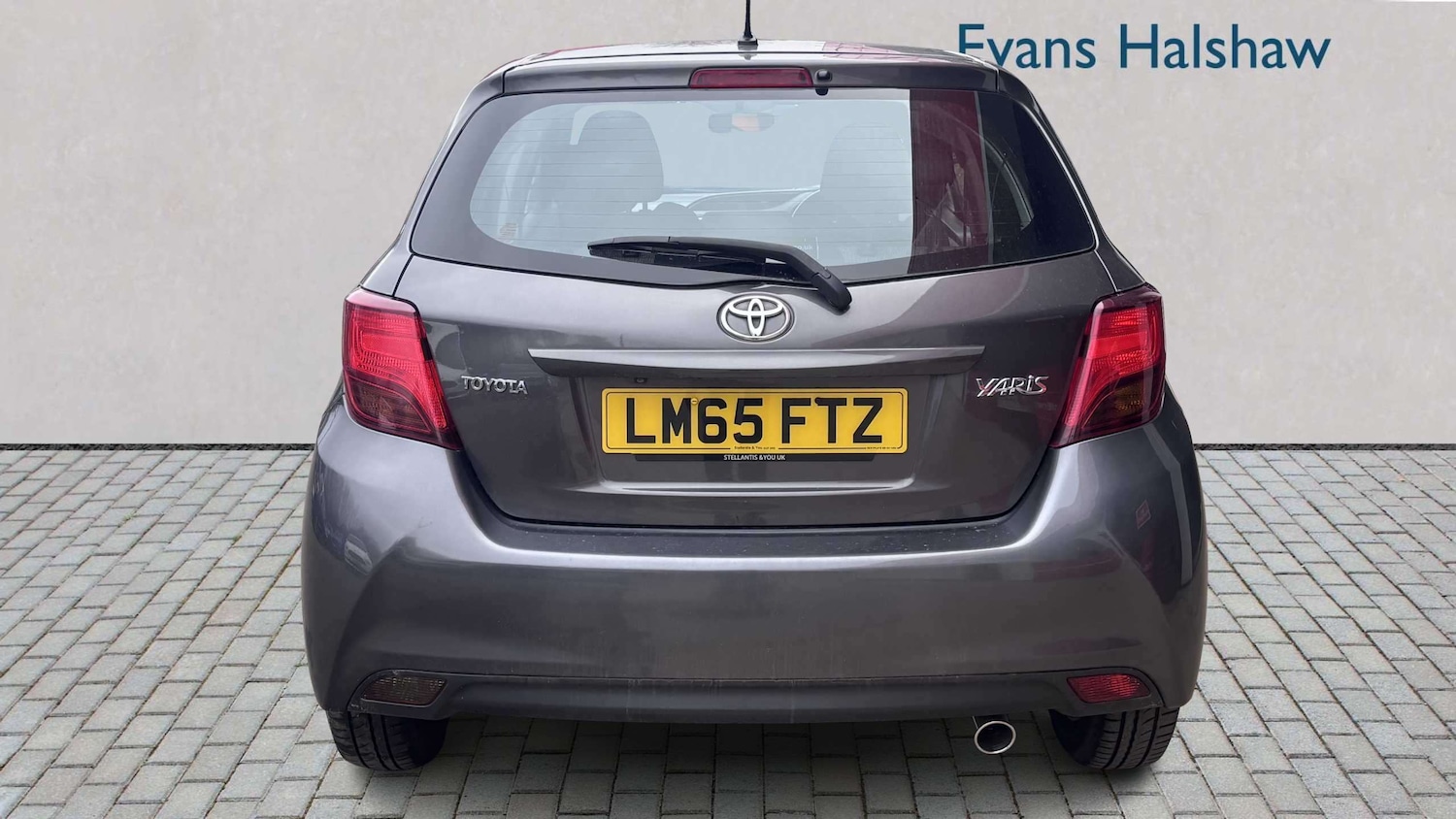 Used Toyota Yaris for sale - 77861349: Photo 4