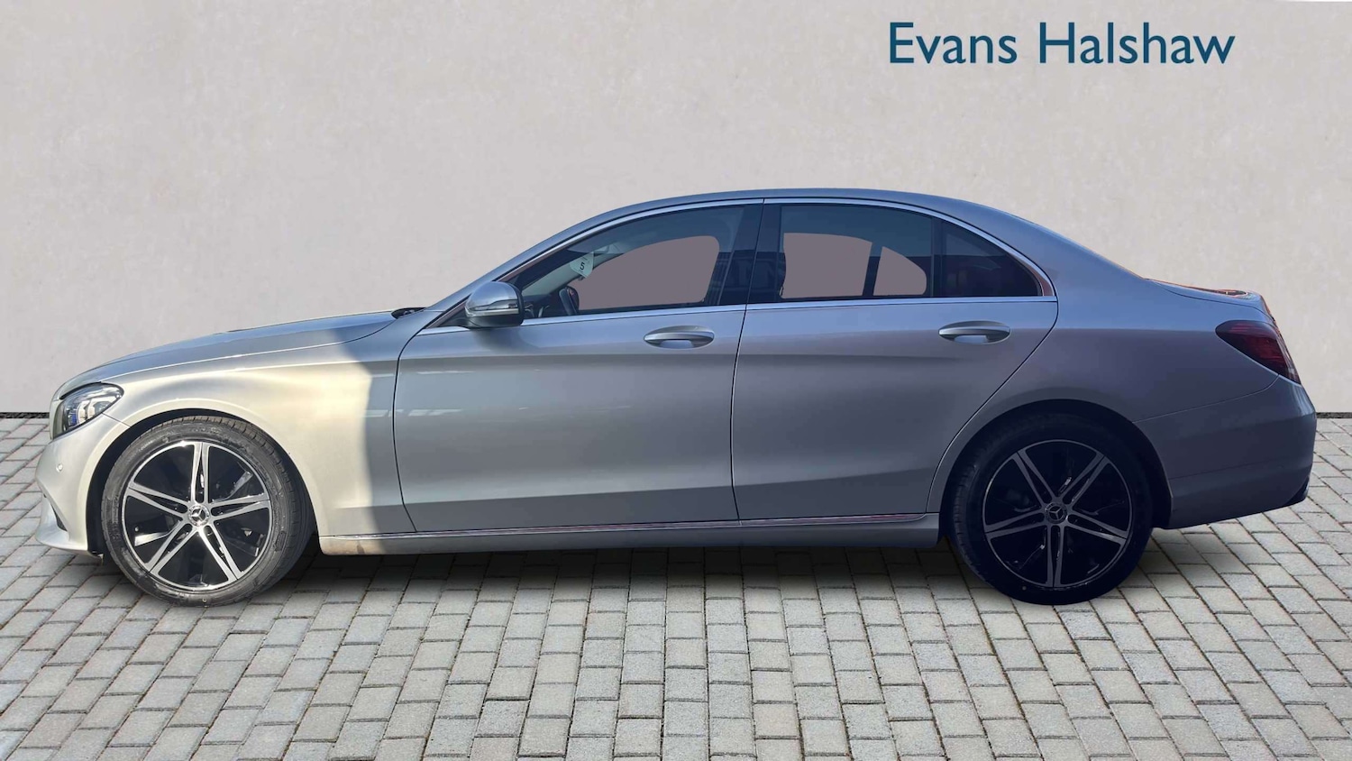 Used Mercedes-Benz C Class 2020 for sale - 77858991: Photo 3