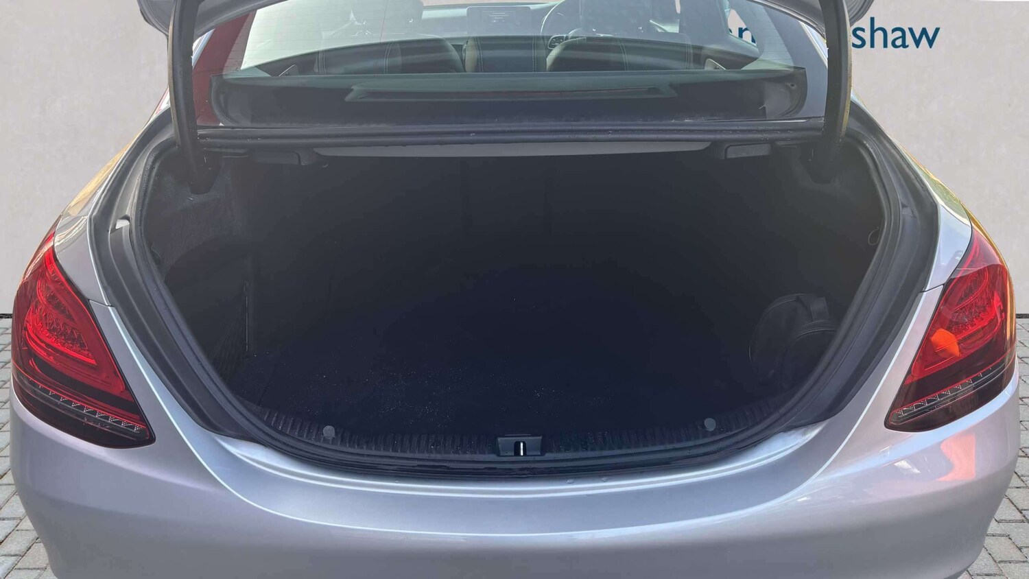 Used Mercedes-Benz C Class 2020 for sale - 77858991: Photo 8