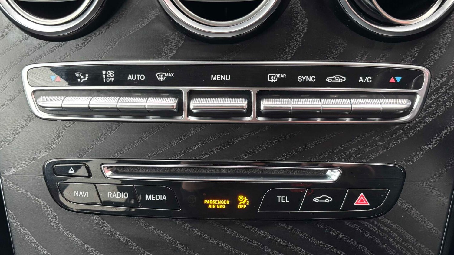 Used Mercedes-Benz GLC 2019 for sale - 77857495: Photo 21