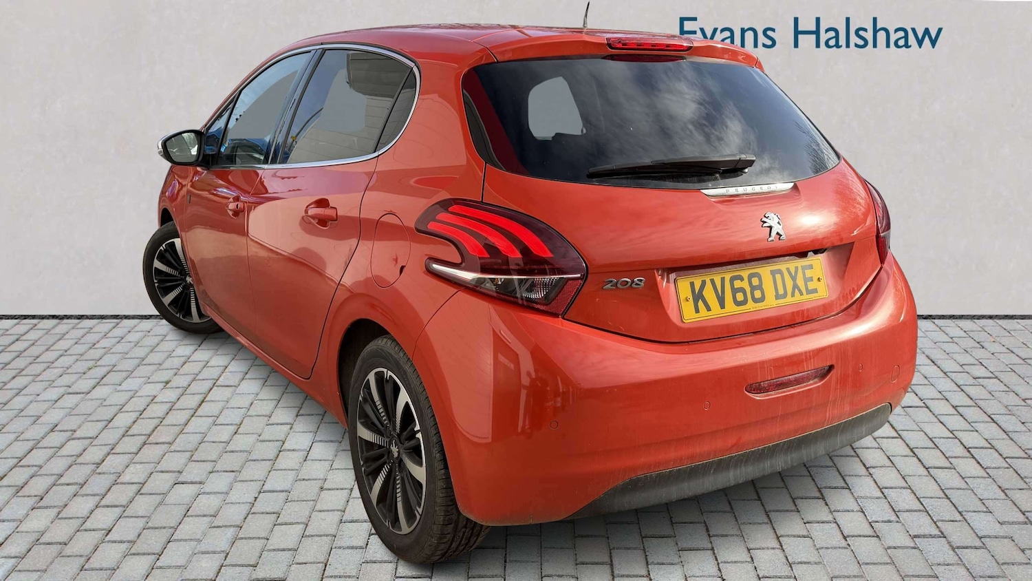 Used Peugeot 208 2018 for sale - 77928519: Photo 2