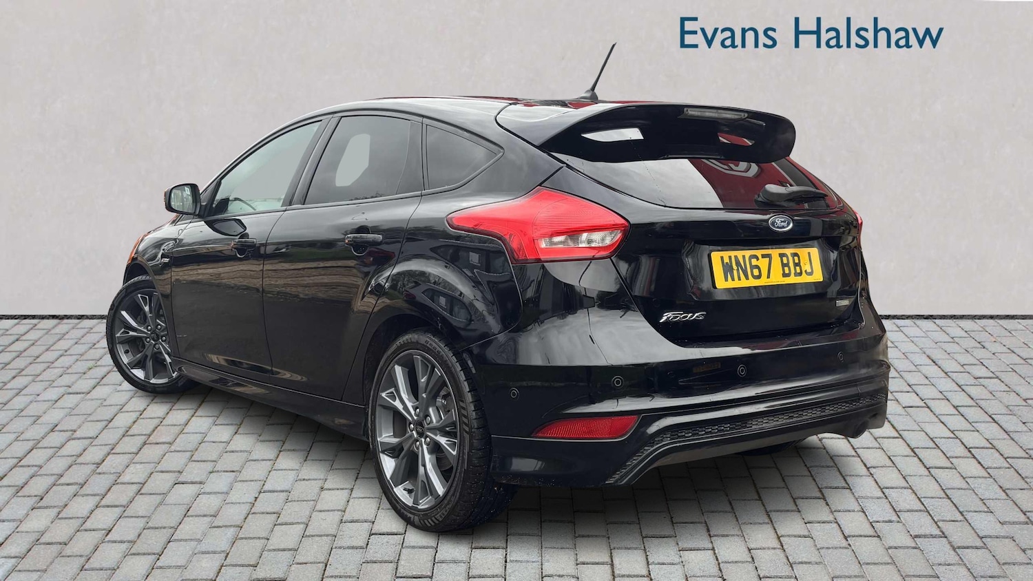 Used Ford Focus 2017 for sale - 77857507: Photo 2