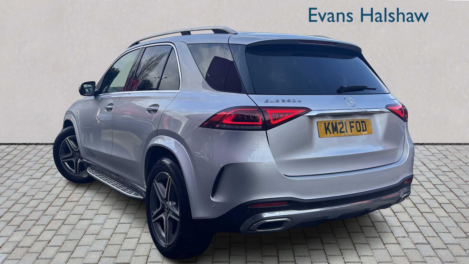 Used Mercedes-Benz GLE for sale - 77857772: Photo 2