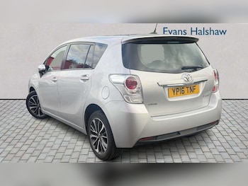 Used Toyota Verso 2016 for sale - 79078961: Photo