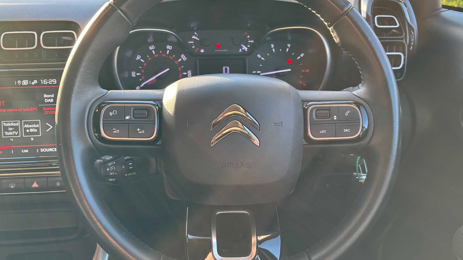 Used Citroen C3 Aircross for sale - 77858463: Photo 11