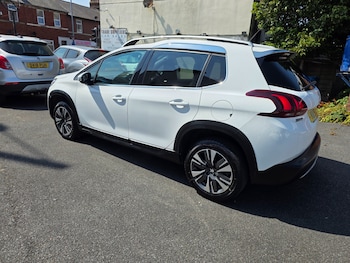 Used Peugeot 2008 2019 for sale - 79251614: Photo