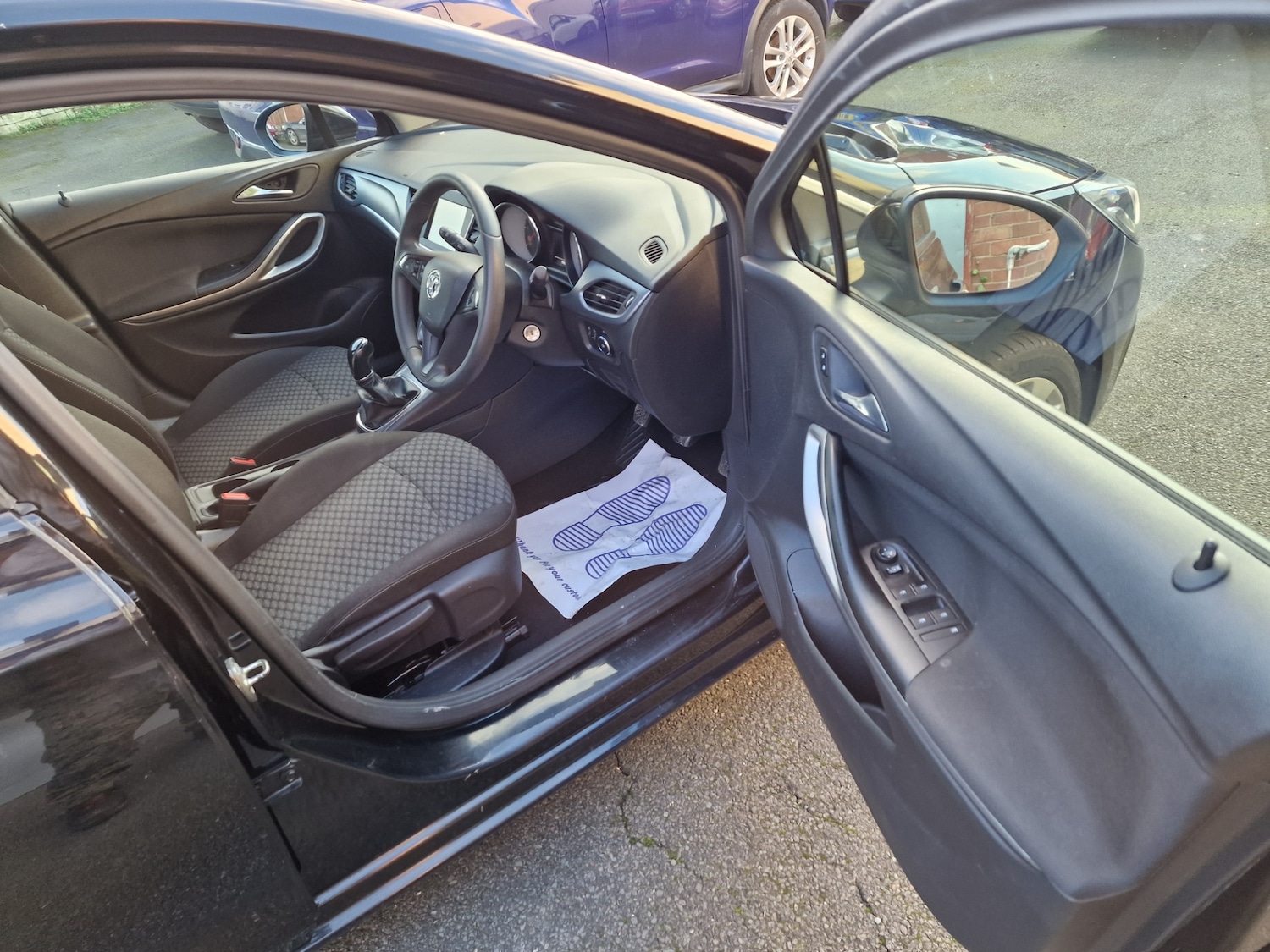 Used Vauxhall Astra 2017 for sale - 77053429: Photo 8