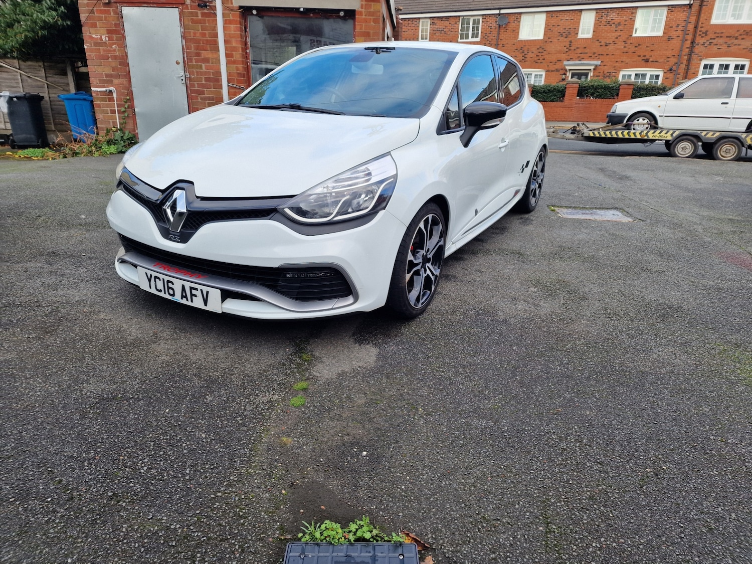 Used Renault Clio 2016 for sale - 76536899: Photo 3