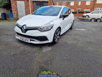 Used Renault Clio 2016 for sale - 76536899: Photo