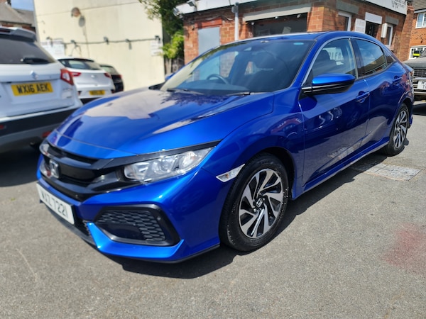 Used Honda Civic 2019 for sale - 74742743: Photo 1