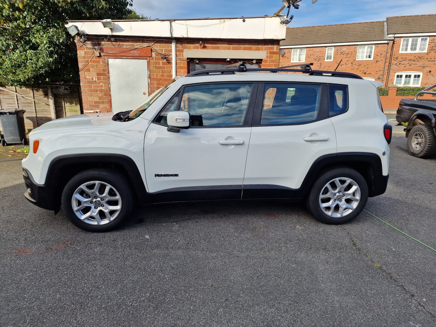 Used Jeep Renegade 2016 for sale - 76365197: Photo 5