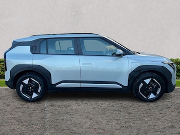 Used Kia EV3 2025 for sale - 77965256: Photo