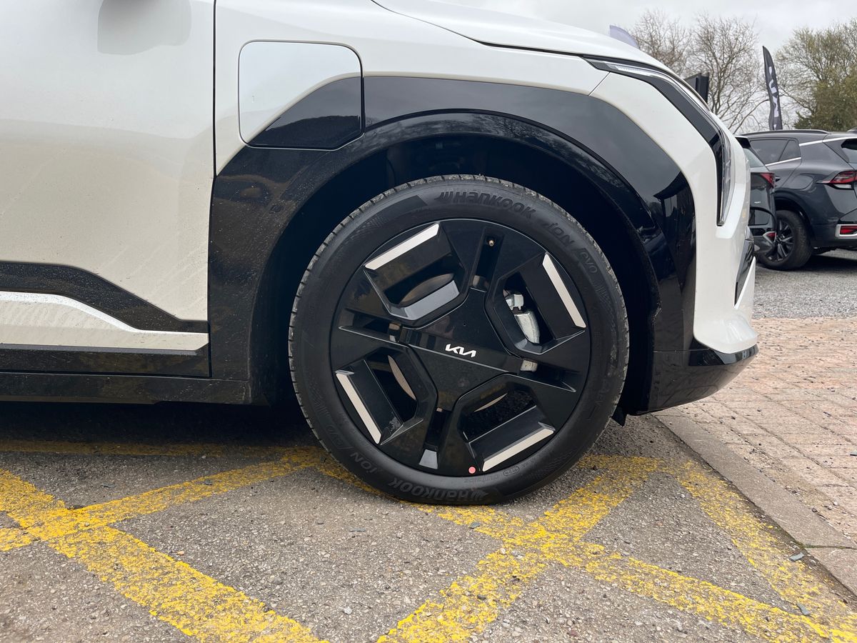 Used Kia EV3 2025 for sale - 77884497: Photo 9