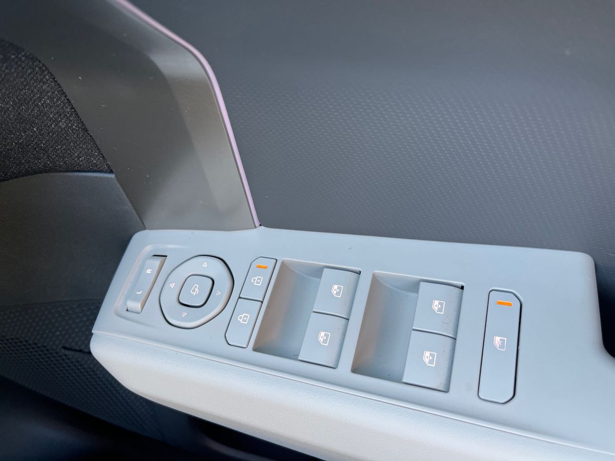 Used Kia EV3 2025 for sale - 77950658: Photo 18