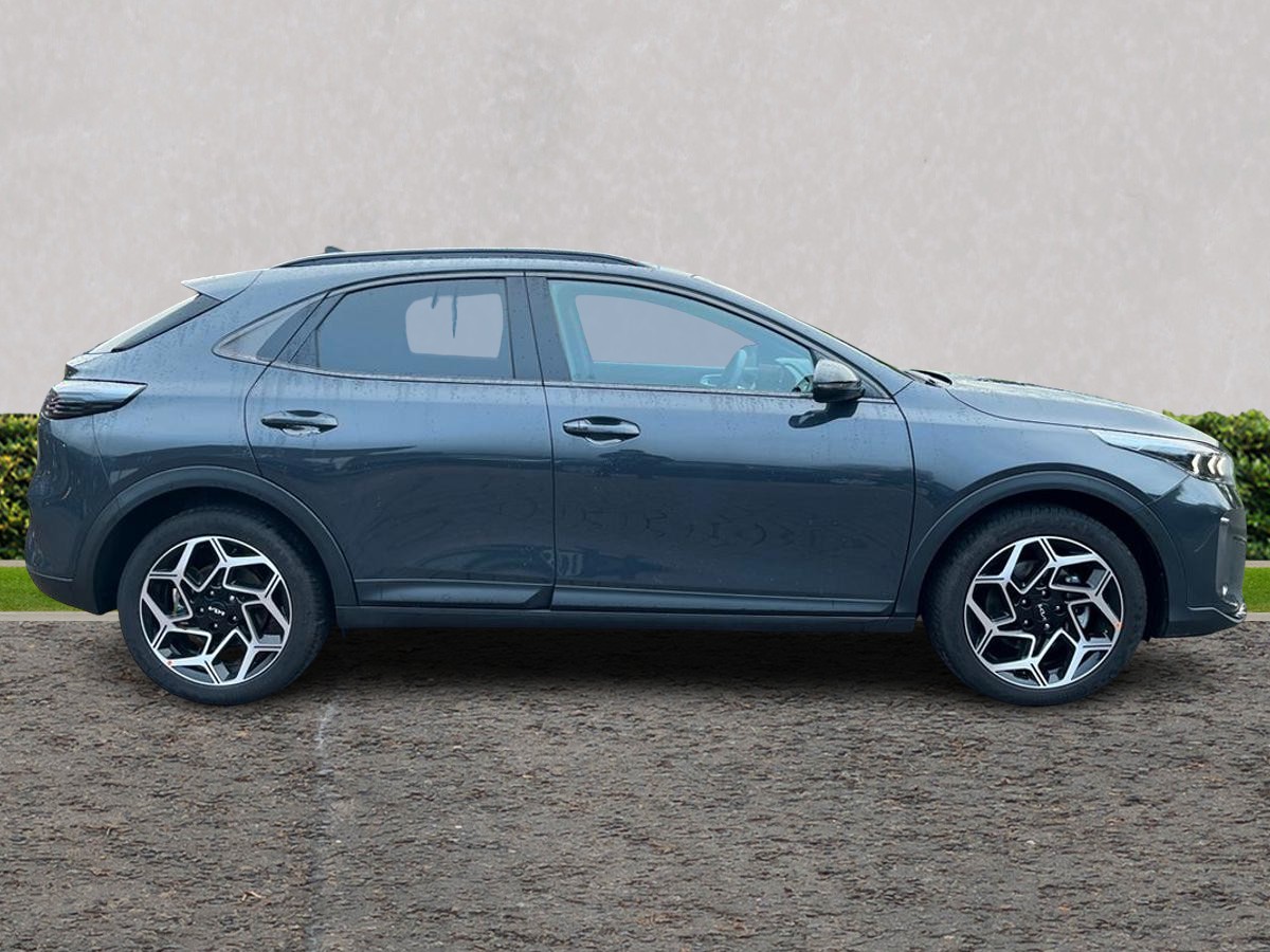 Used Kia XCeed 2025 for sale - 77884517: Photo 2