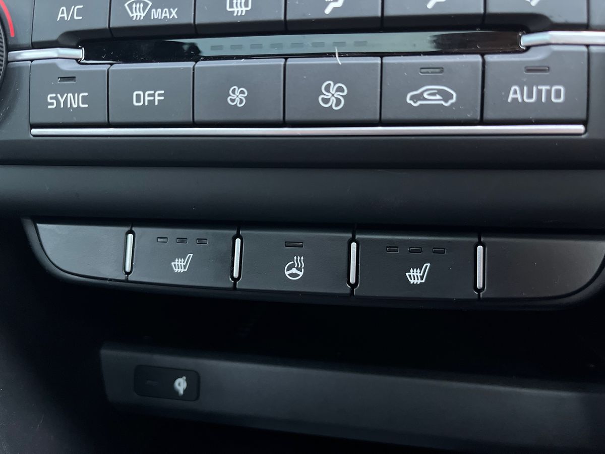 Used Kia XCeed 2025 for sale - 77884517: Photo 30