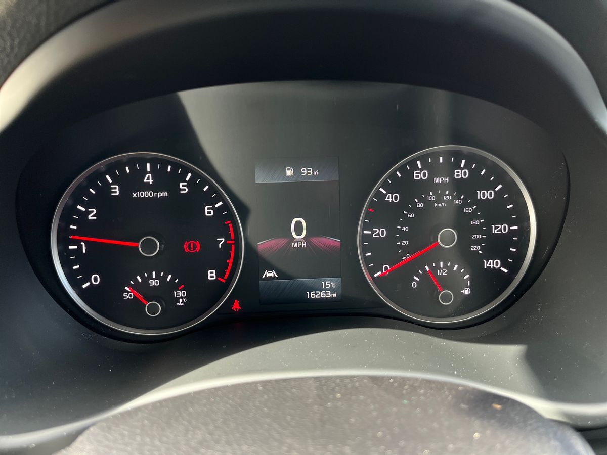 Used Kia Stonic 2023 for sale - 77884521: Photo 23