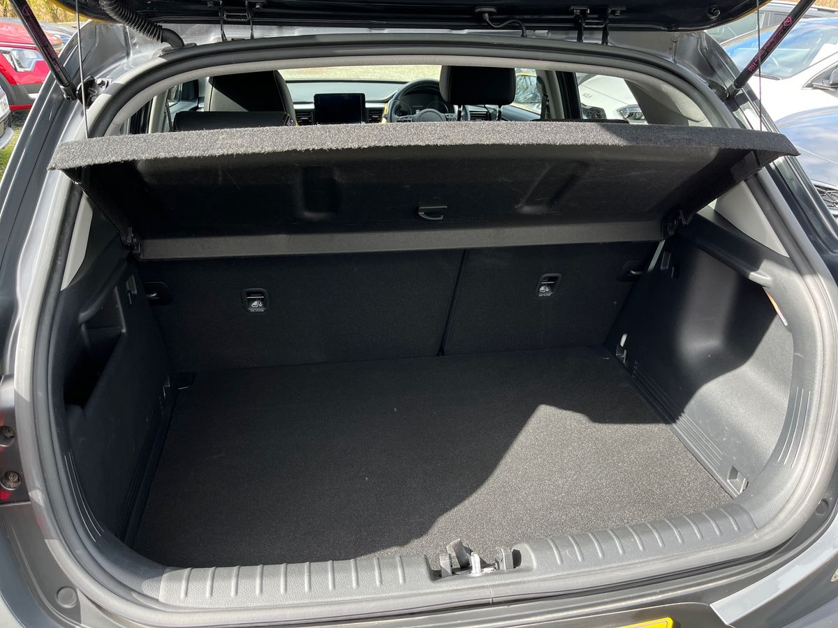 Used Kia Stonic 2023 for sale - 77884521: Photo 27