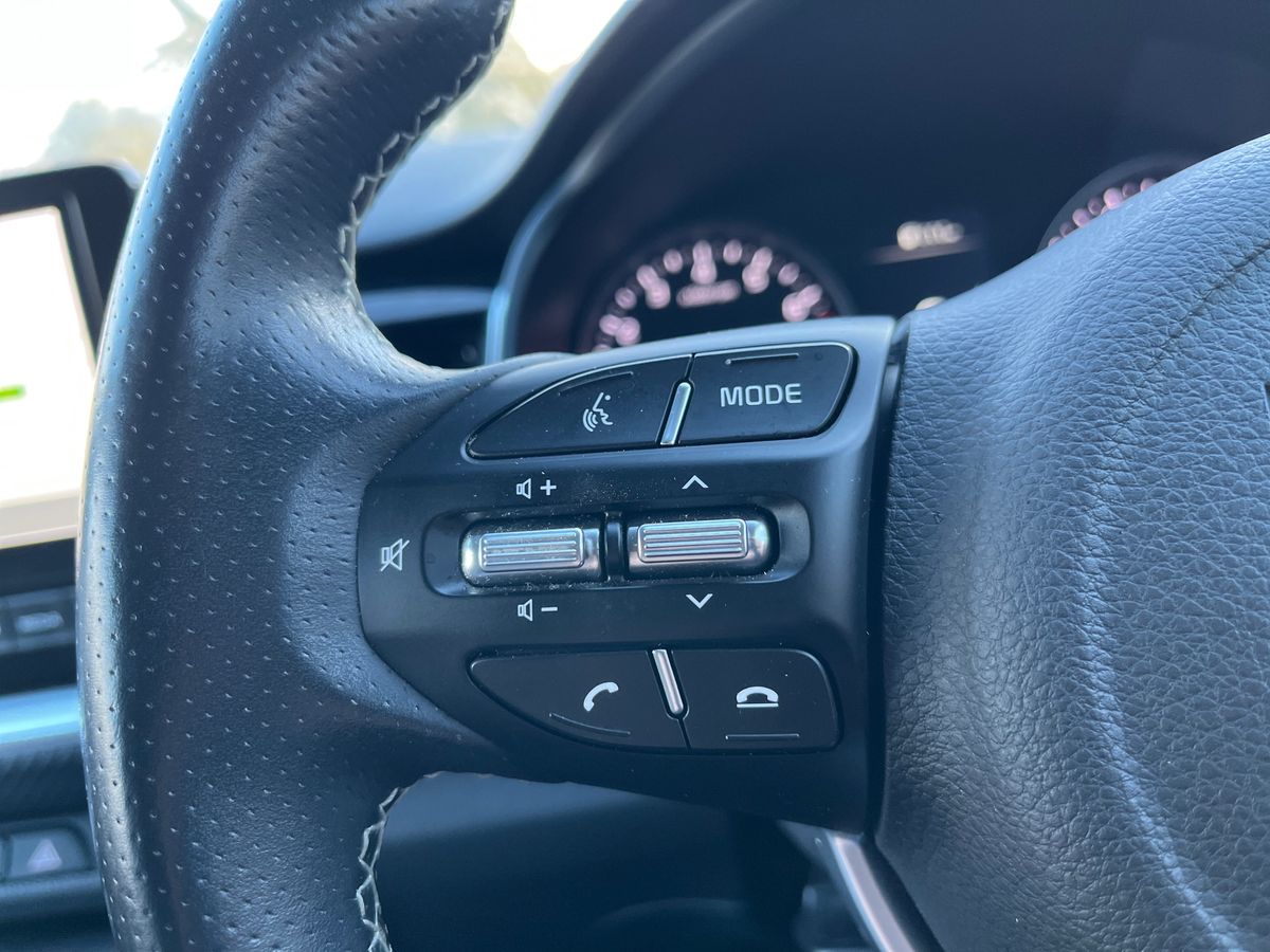 Used Kia Stonic 2023 for sale - 77884492: Photo 24