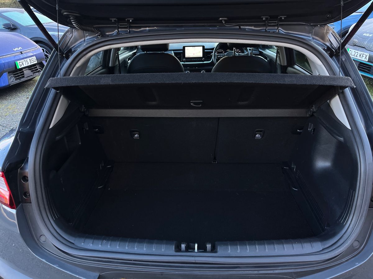 Used Kia Stonic 2023 for sale - 77884492: Photo 27