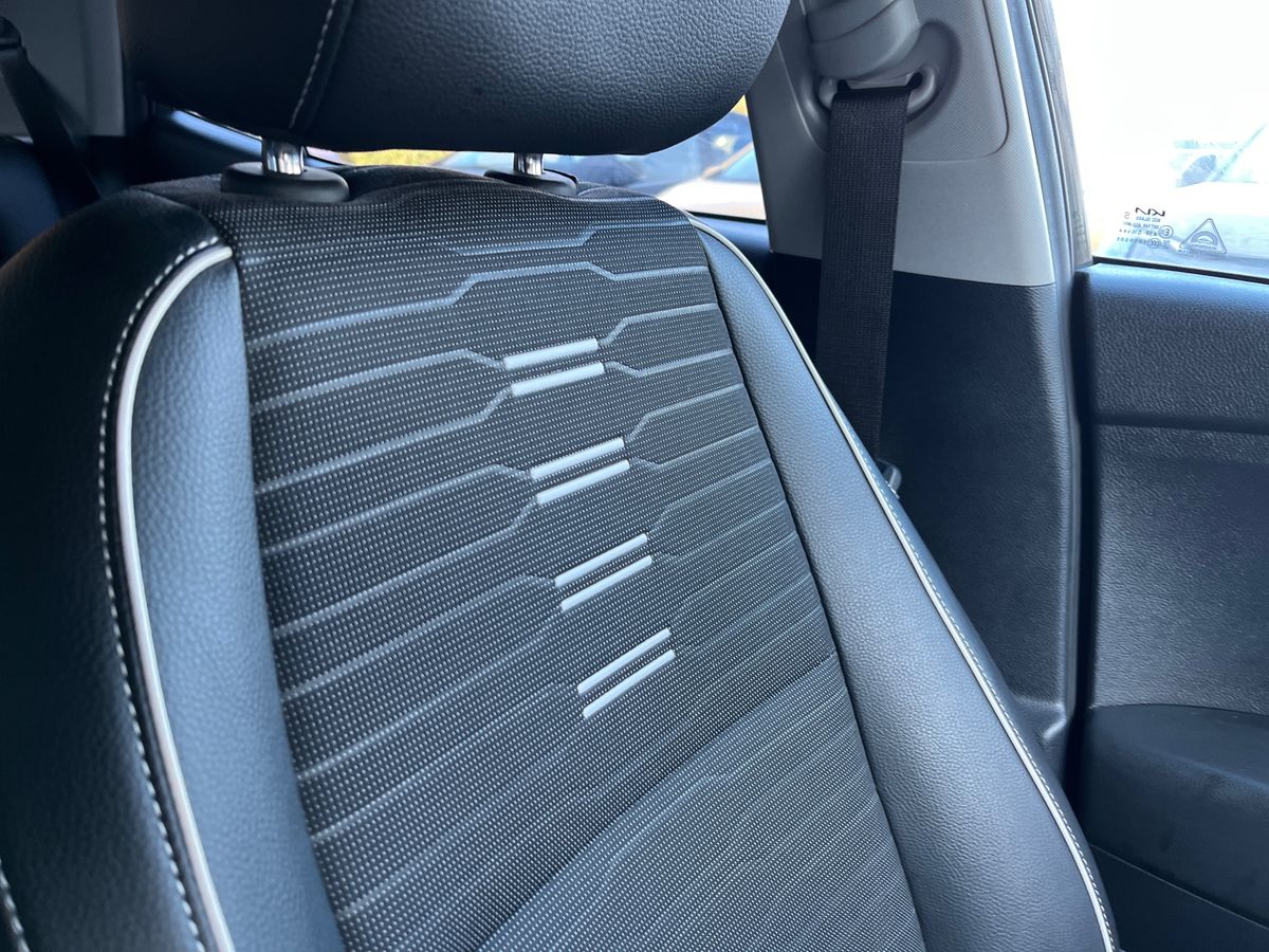 Used Kia Stonic 2023 for sale - 77884492: Photo 29