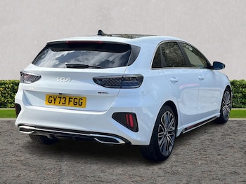 Used Kia Ceed 2023 for sale - 77884519: Photo