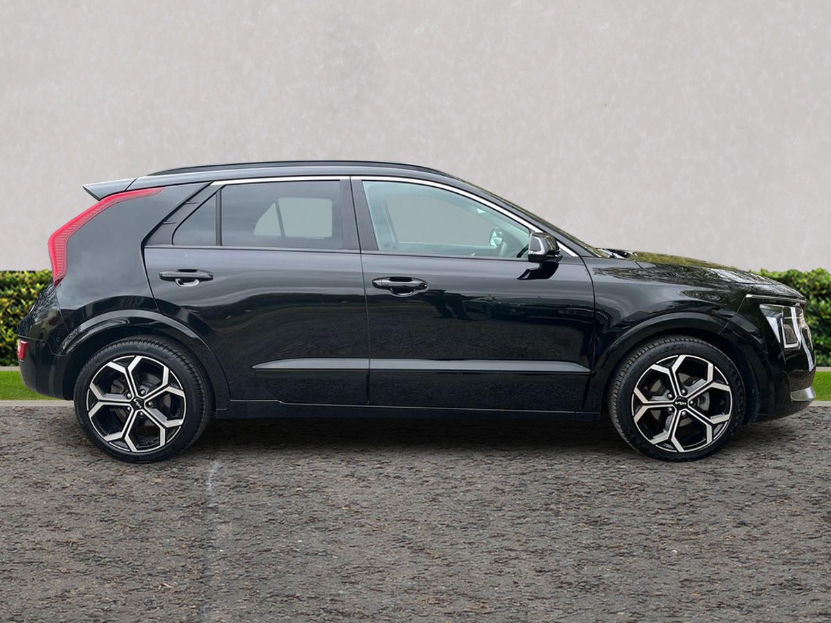 Used Kia Niro 2023 for sale - 77971770: Photo 2