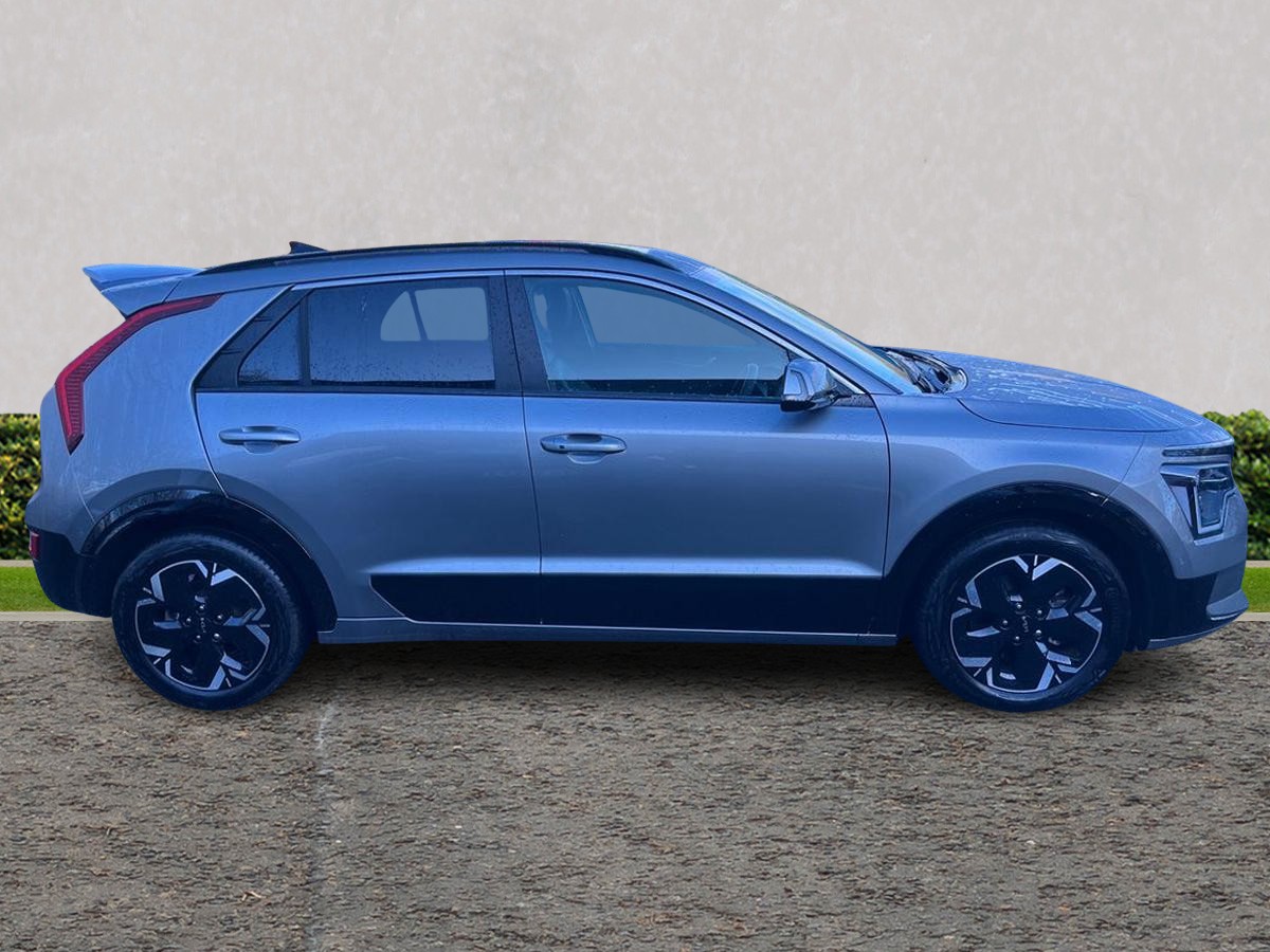 Used Kia Niro 2022 for sale - 77884490: Photo 2