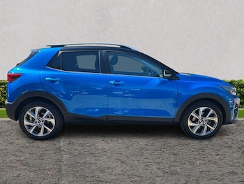 Used Kia Stonic 2023 for sale - 78356556: Photo