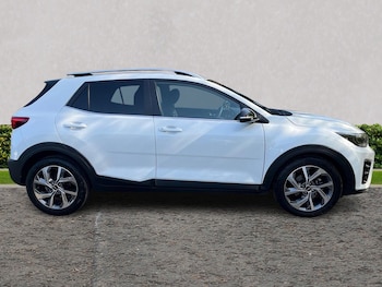 Used Kia Stonic 2024 for sale - 78108663: Photo