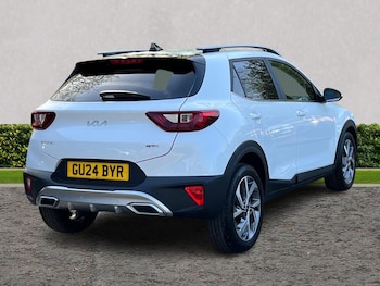 Used Kia Stonic 2024 for sale - 78108663: Photo