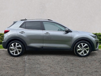 Used Kia Stonic 2024 for sale - 78187057: Photo