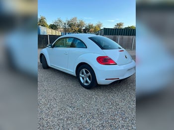 Used Volkswagen Beetle 2014 for sale - 79807356: Photo