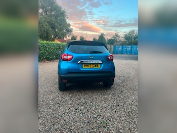 Used Renault Captur 2017 for sale - 79245854: Photo
