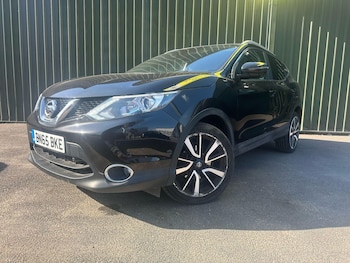 Used Nissan Qashqai 2015 for sale - 75186011: Photo