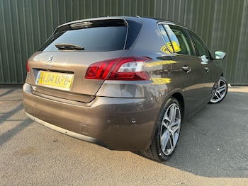 Used Peugeot 308 2014 for sale - 75492519: Photo