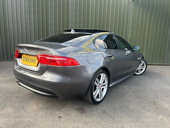 Used Jaguar XE 2015 for sale - 75363388: Photo