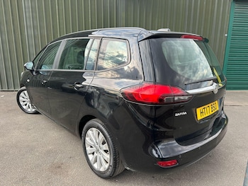Used Vauxhall Zafira Tourer 2017 for sale - 75139549: Photo